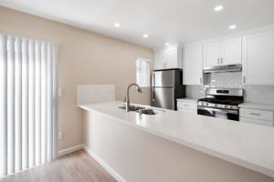 featured image of 251 S 16th St