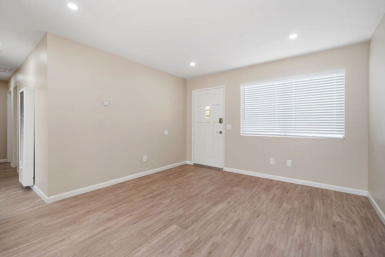 251 S 16th Street - Photo 2 of 21