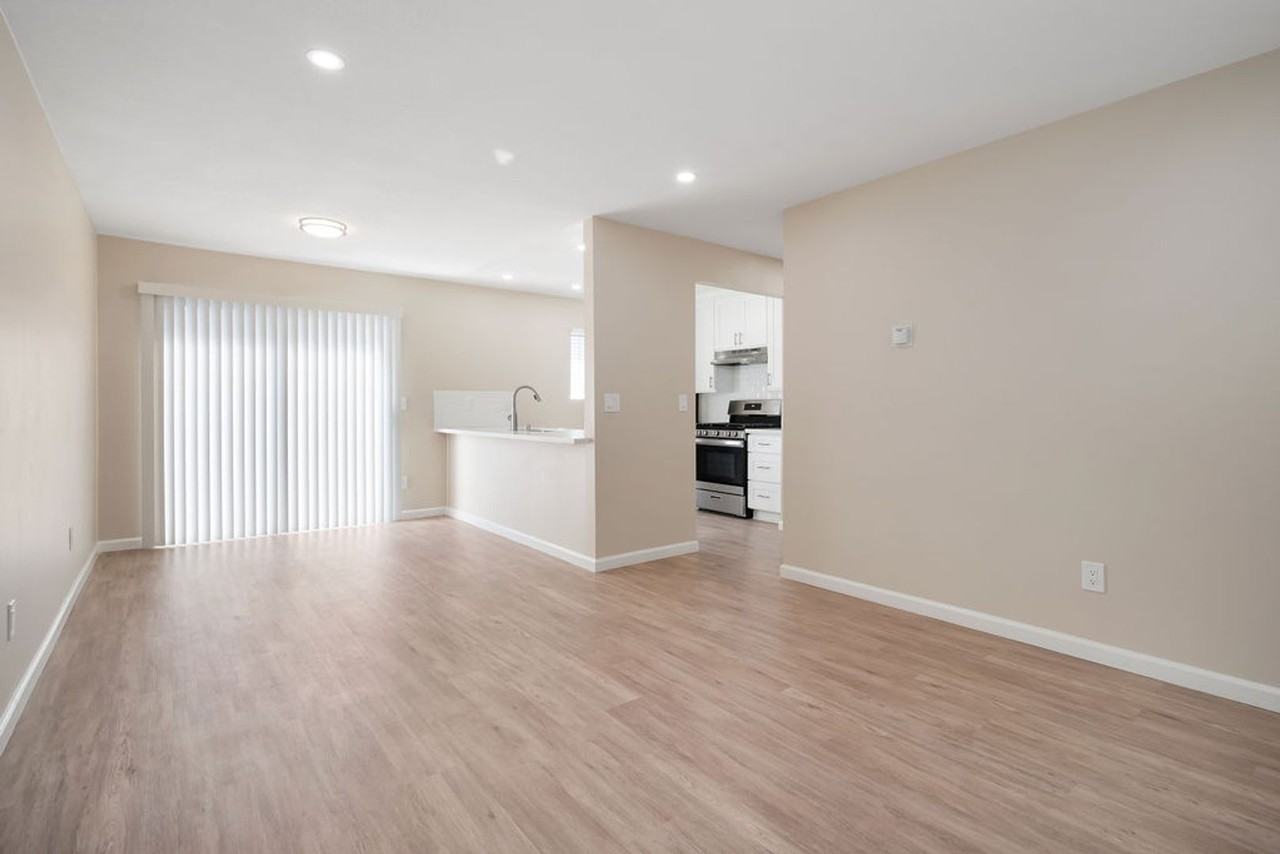 251 S 16th Street - Photo 5 of 21