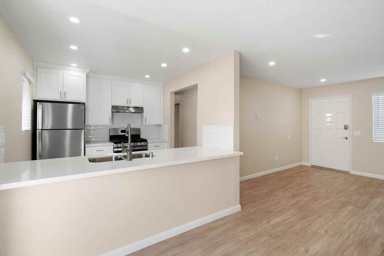 251 S 16th Street - Photo 6 of 21