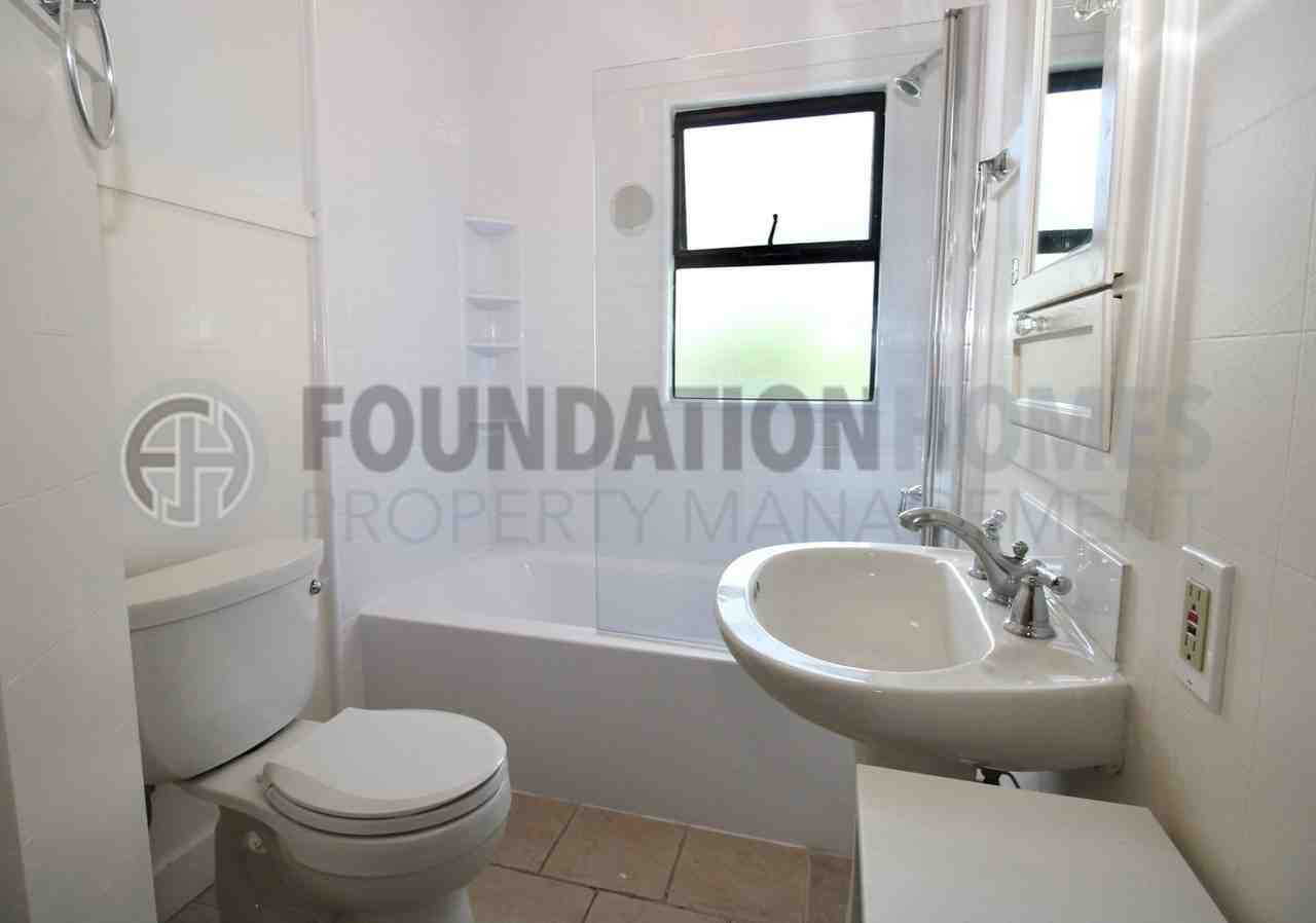 18 Amicita Ave - Photo 3 of 33