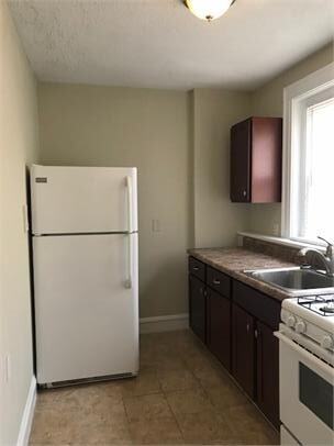 1533 Chapel Street - Photo 2 of 10