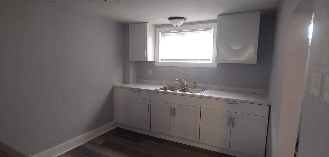 616 West Chambers Street - Photo 6 of 18