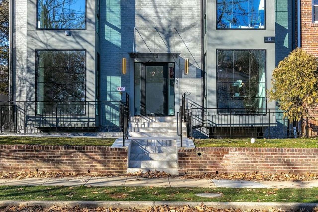 3921 W St NW - Photo 3 of 48