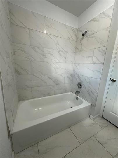 3805 Wipprecht Street - Photo 4 of 20