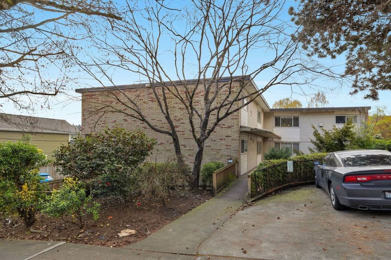 Falen Apartments - Photo 2 of 8