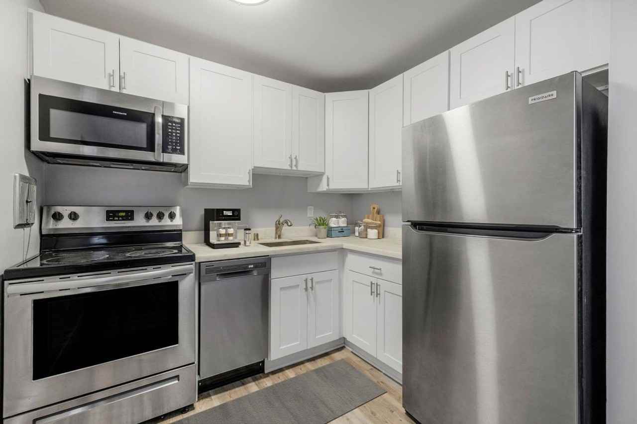 Falen Apartments - Photo 7 of 7