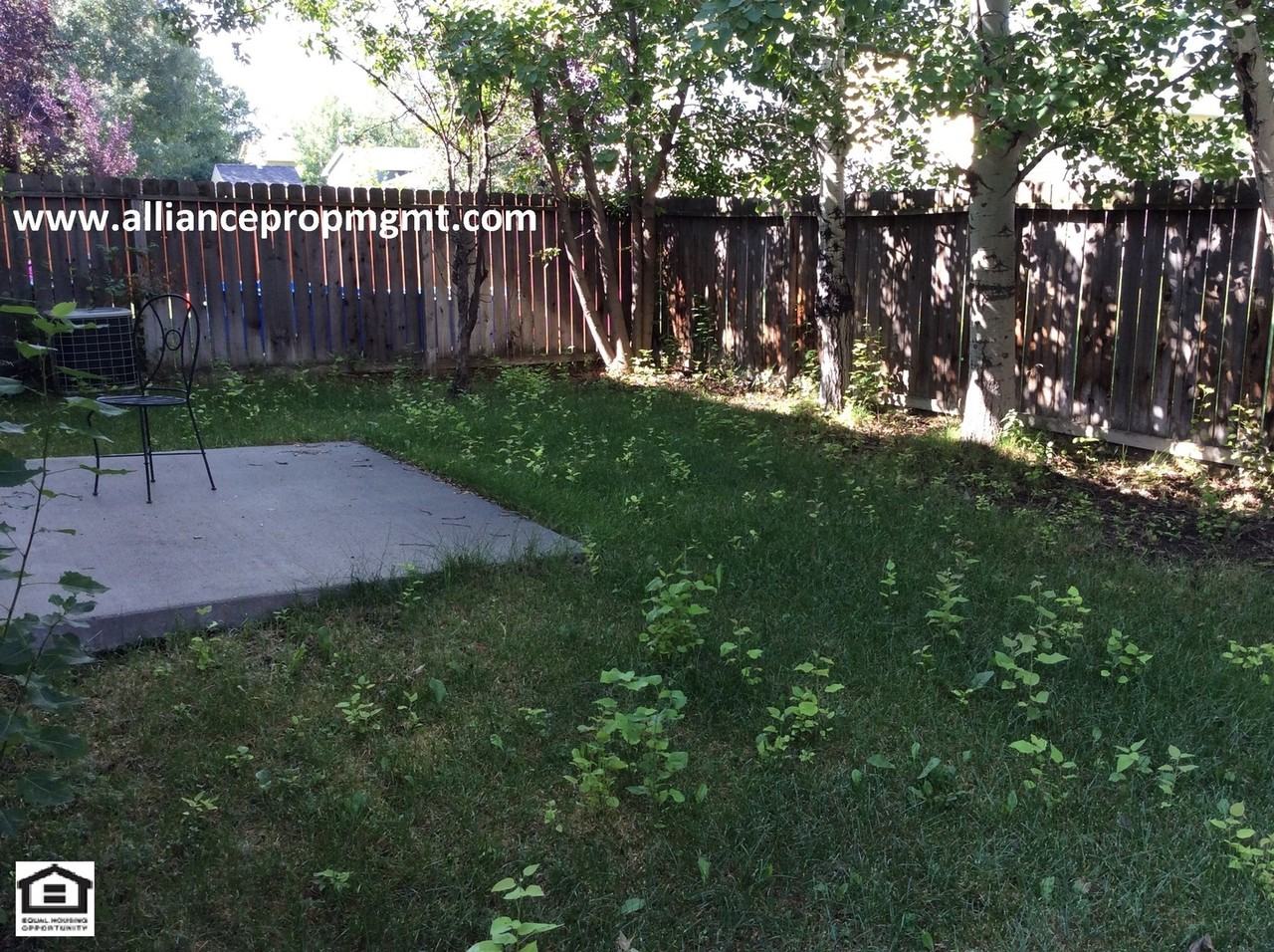 309 Prairie Ave - Photo 6 of 13