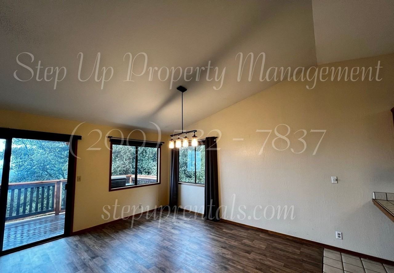 537 E Bald Mountain Rd - Photo 6 of 26