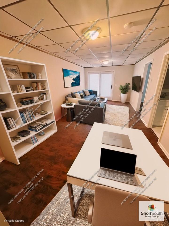 2721 Sandstone Ter Ne - Photo 2 of 10