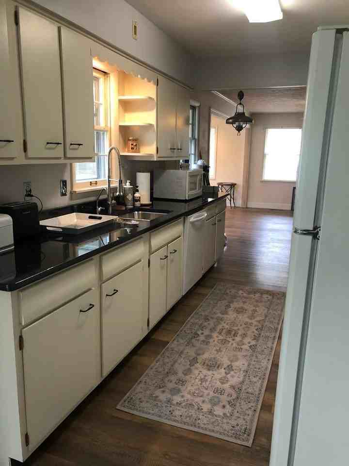 208 Lindberg Rd - Photo 7 of 13