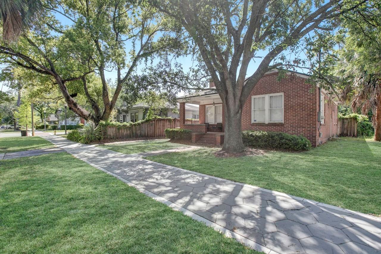 2508 Dellwood Ave - Photo 3 of 27