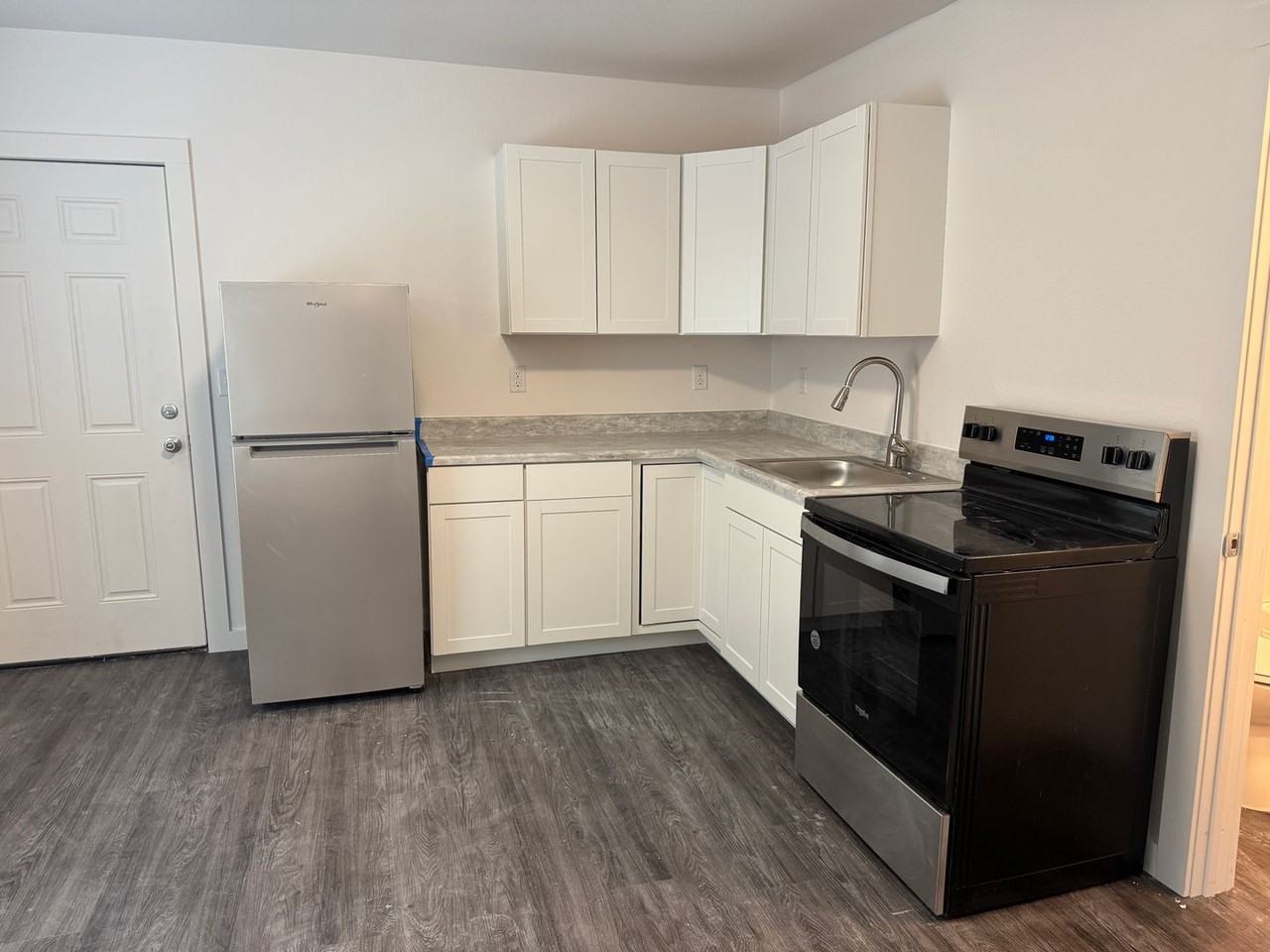 Laurel Ridge Apartments - Photo 4 of 6