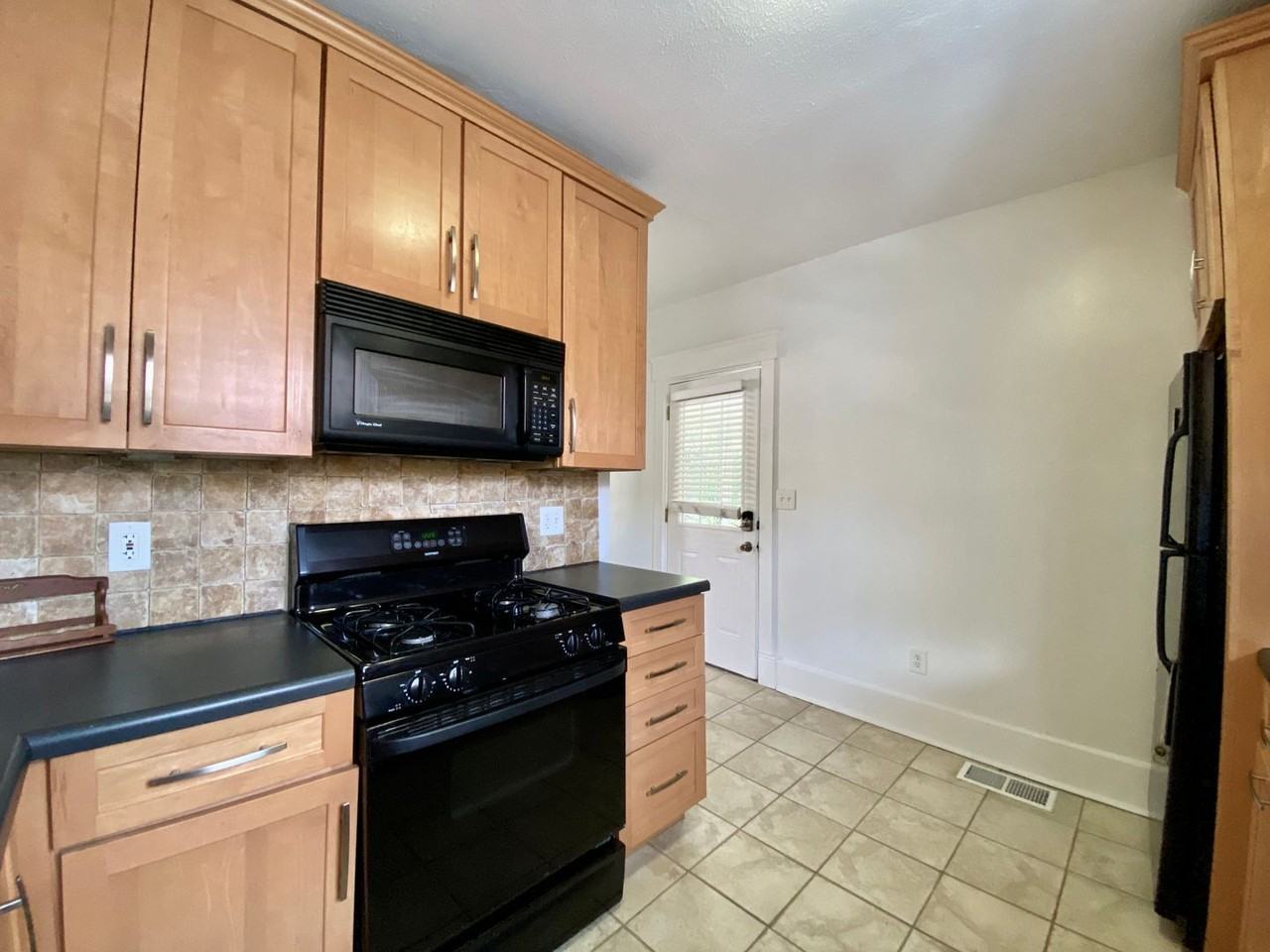 4200 Marburg Ave - Photo 6 of 22