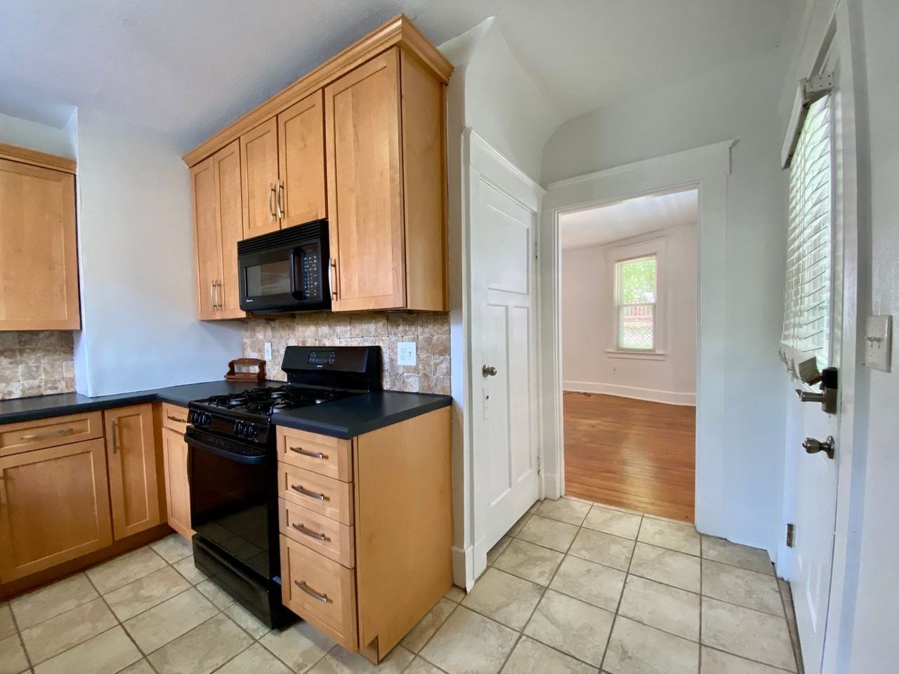 4200 Marburg Ave - Photo 7 of 22