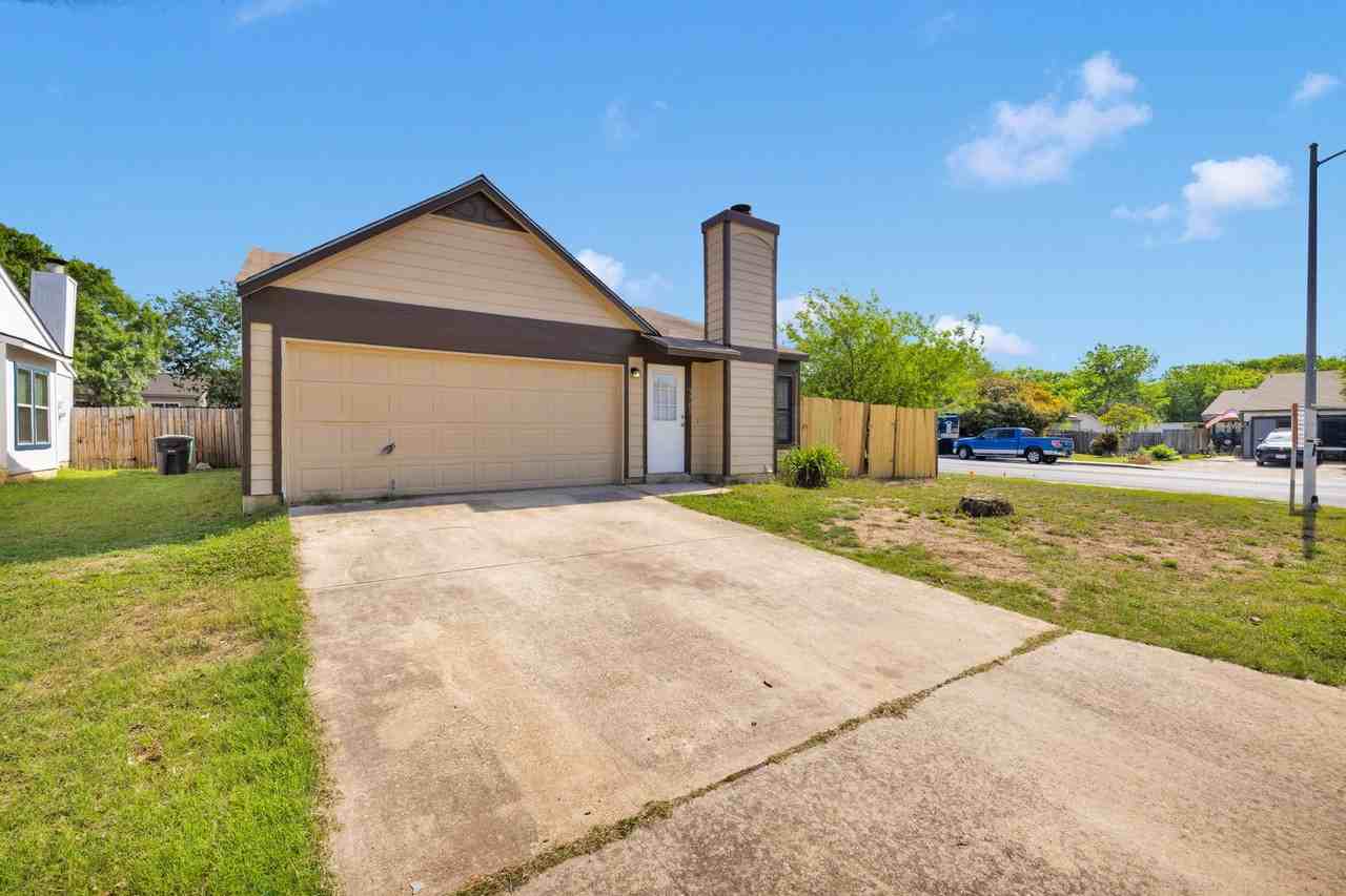 9703 Village Briar - Photo 2 of 18