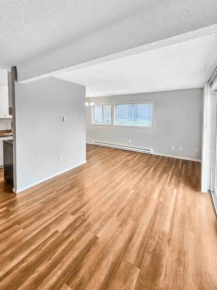 1002 N J St #14 - Photo 2 of 16
