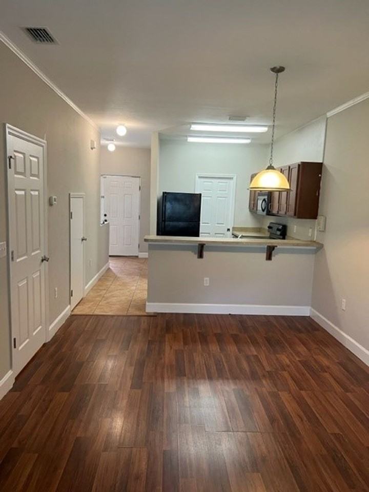 2945 Sw 35th Pl #133 - Photo 5 of 16