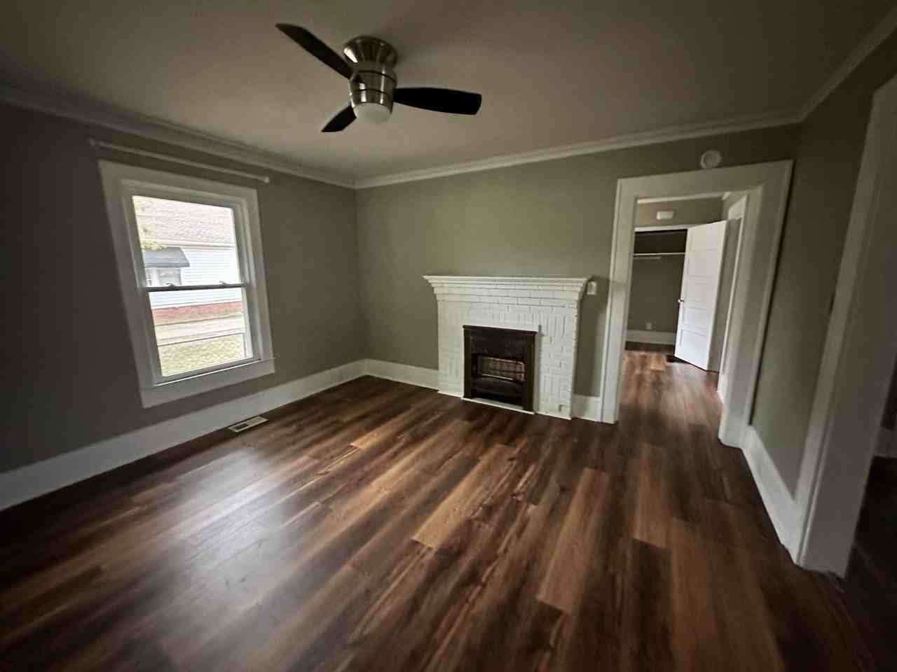 207 E Arlington Ave - Photo 5 of 17