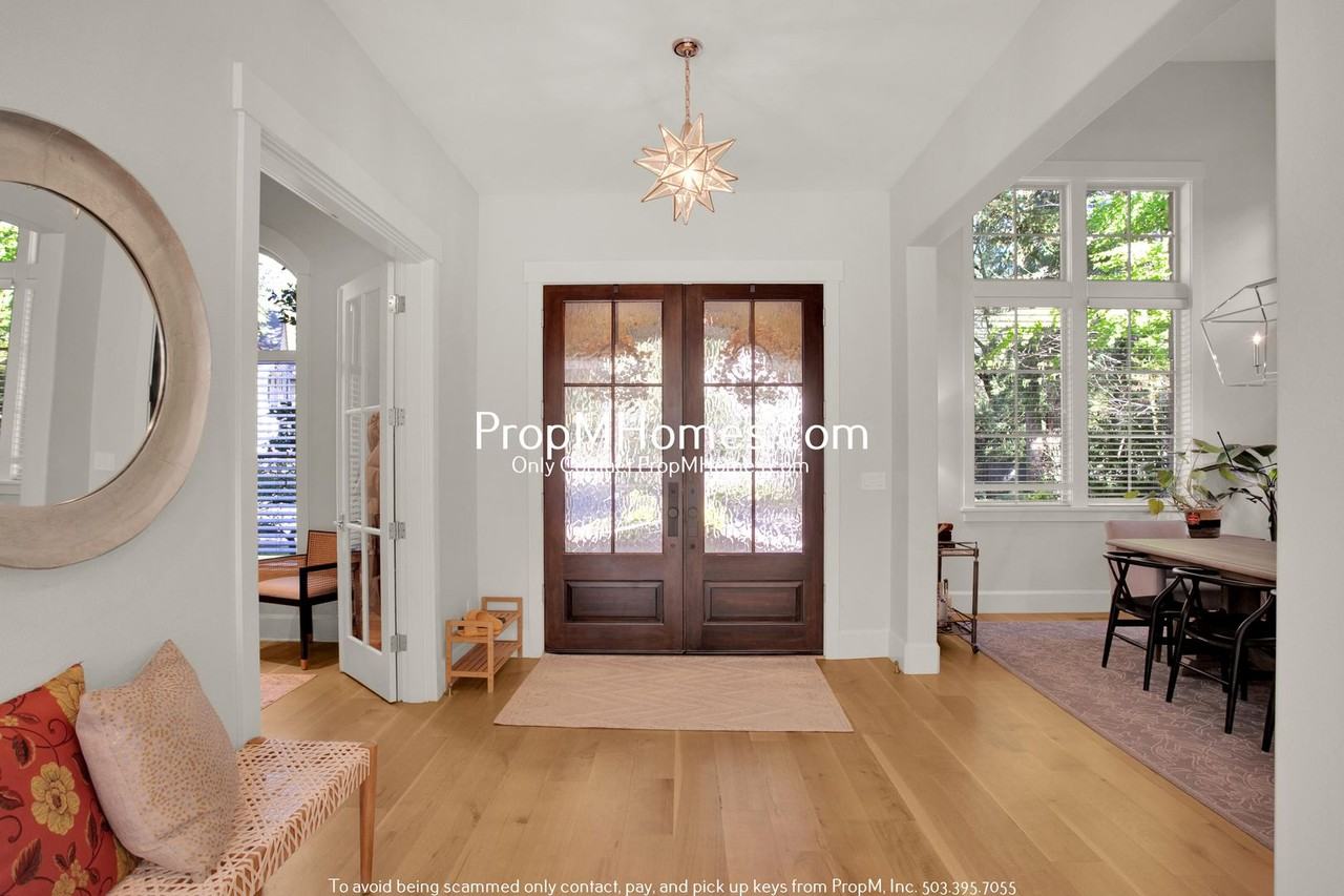 3130 Douglas Cir - Photo 6 of 47