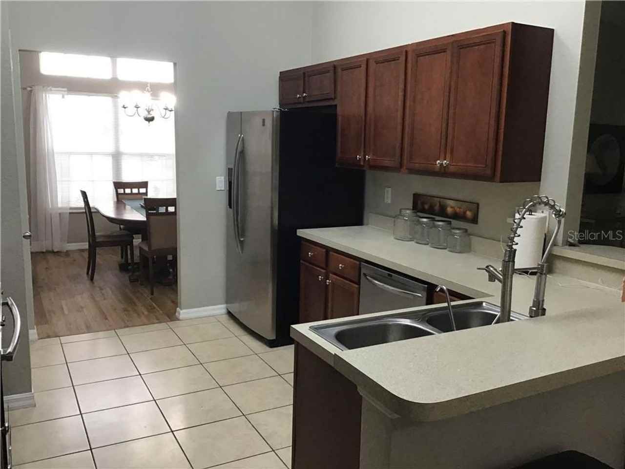 2091 Snowflake Ln - Photo 6 of 19