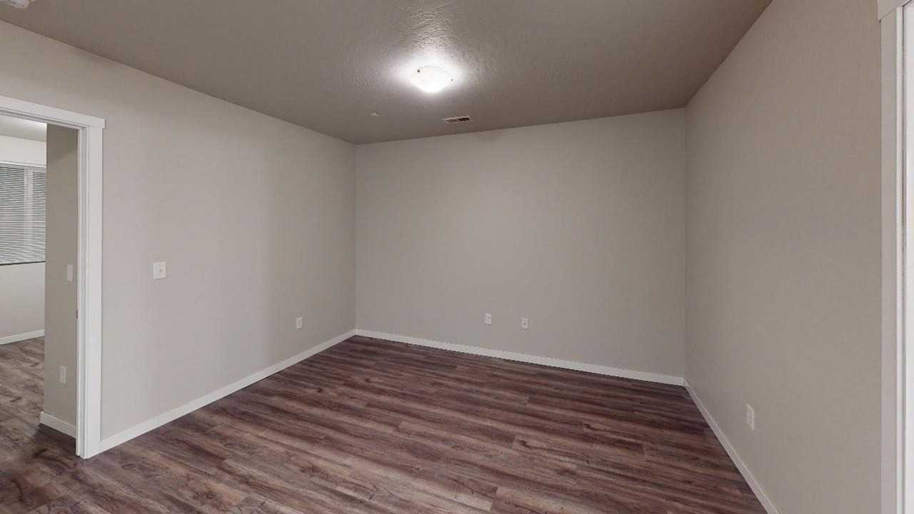 605 Liberty Park Dr - Photo 7 of 11