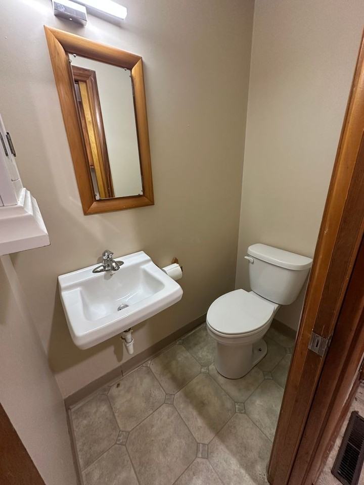 3112 24th St - Photo 5 of 11