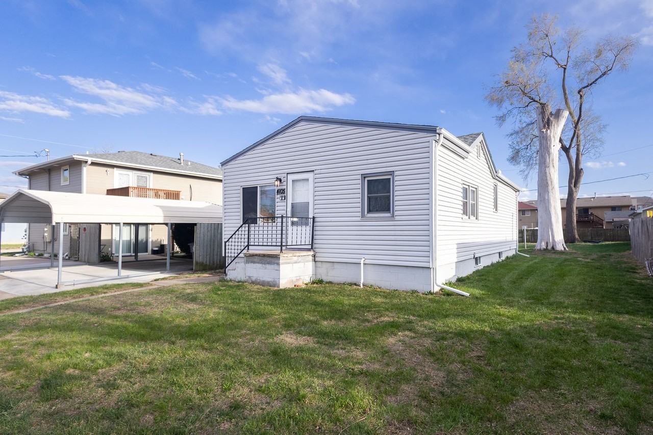 4105 Avenue C - Photo 3 of 15