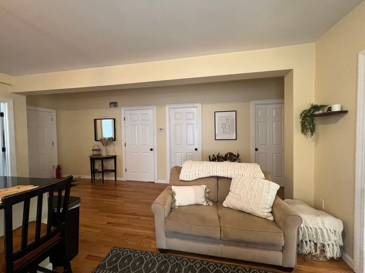 38 Gorham St - Photo 6 of 15