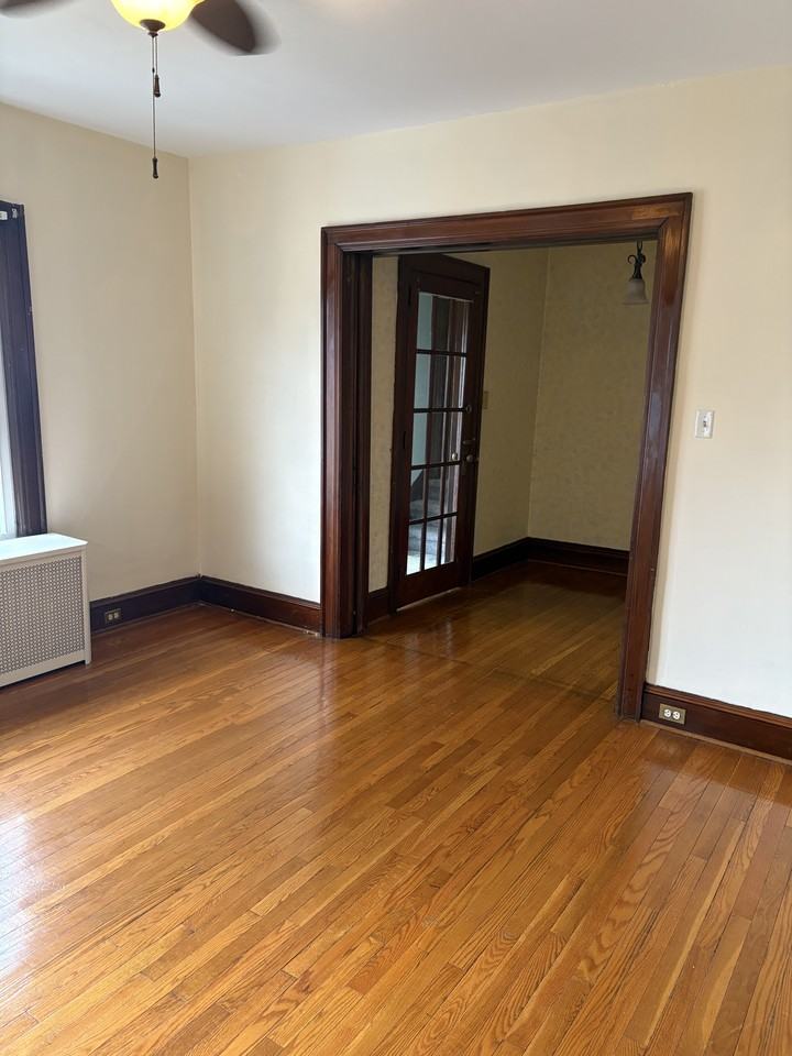 806 Woodlawn Street #1 - Photo 2 of 17