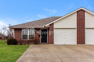 featured image of 1501 Hawthorn Cir