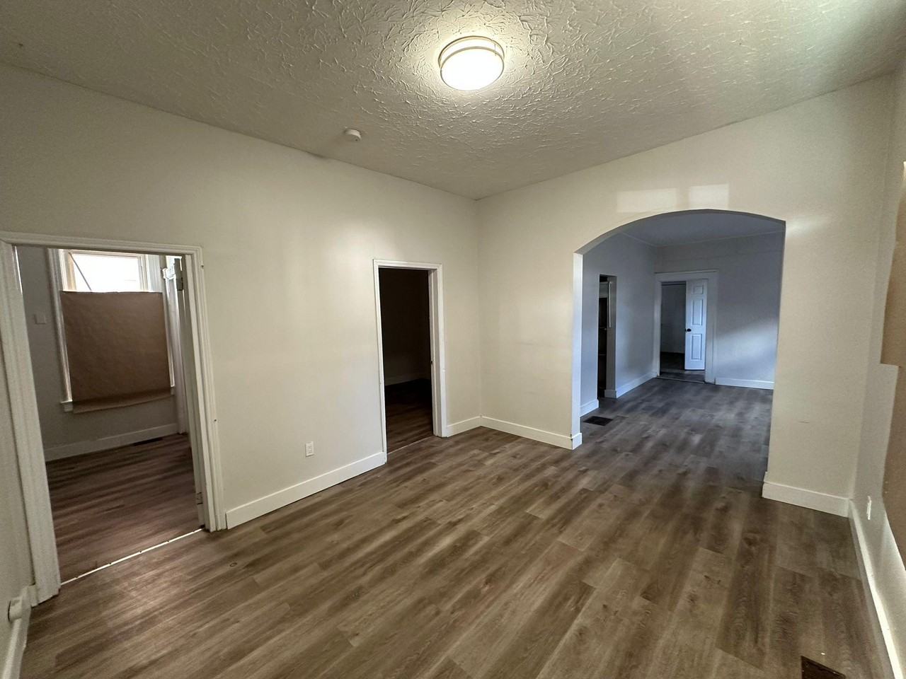 570 Bruce Ave - Photo 3 of 14
