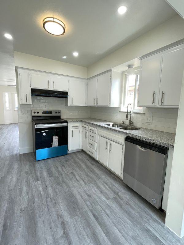 5455 W Santa Ana Ave - Photo 3 of 7