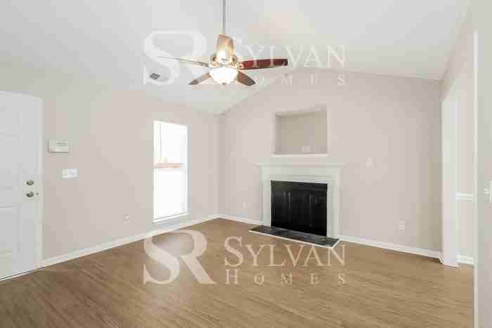 4629 Arthur Way - Photo 3 of 15