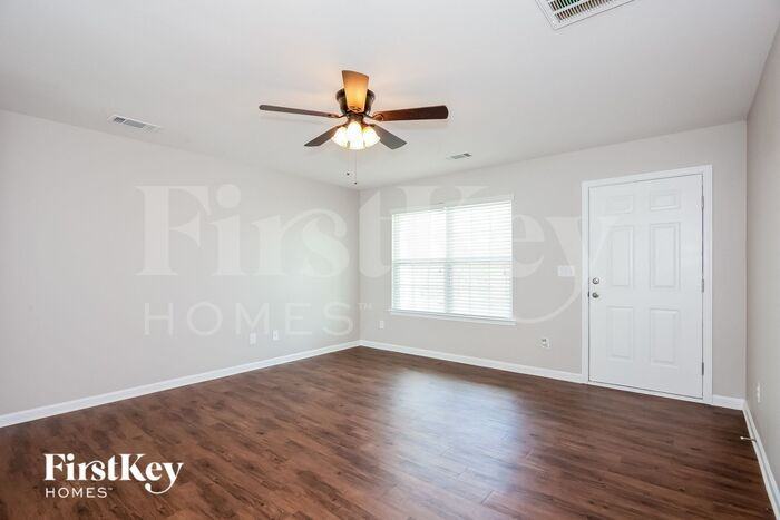 3004 Apple Orchard Pl - Photo 2 of 15