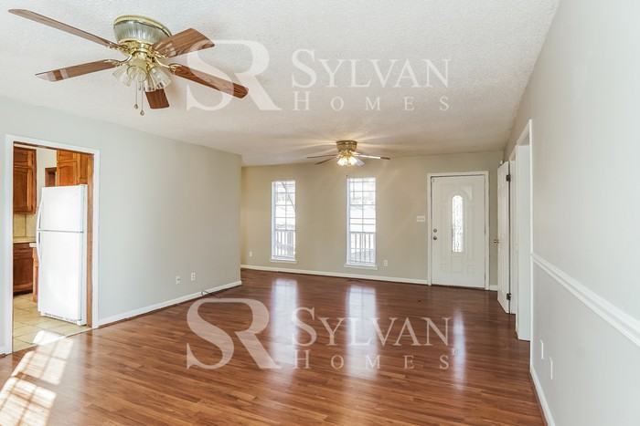 2304 9th St Nw - Photo 3 of 16