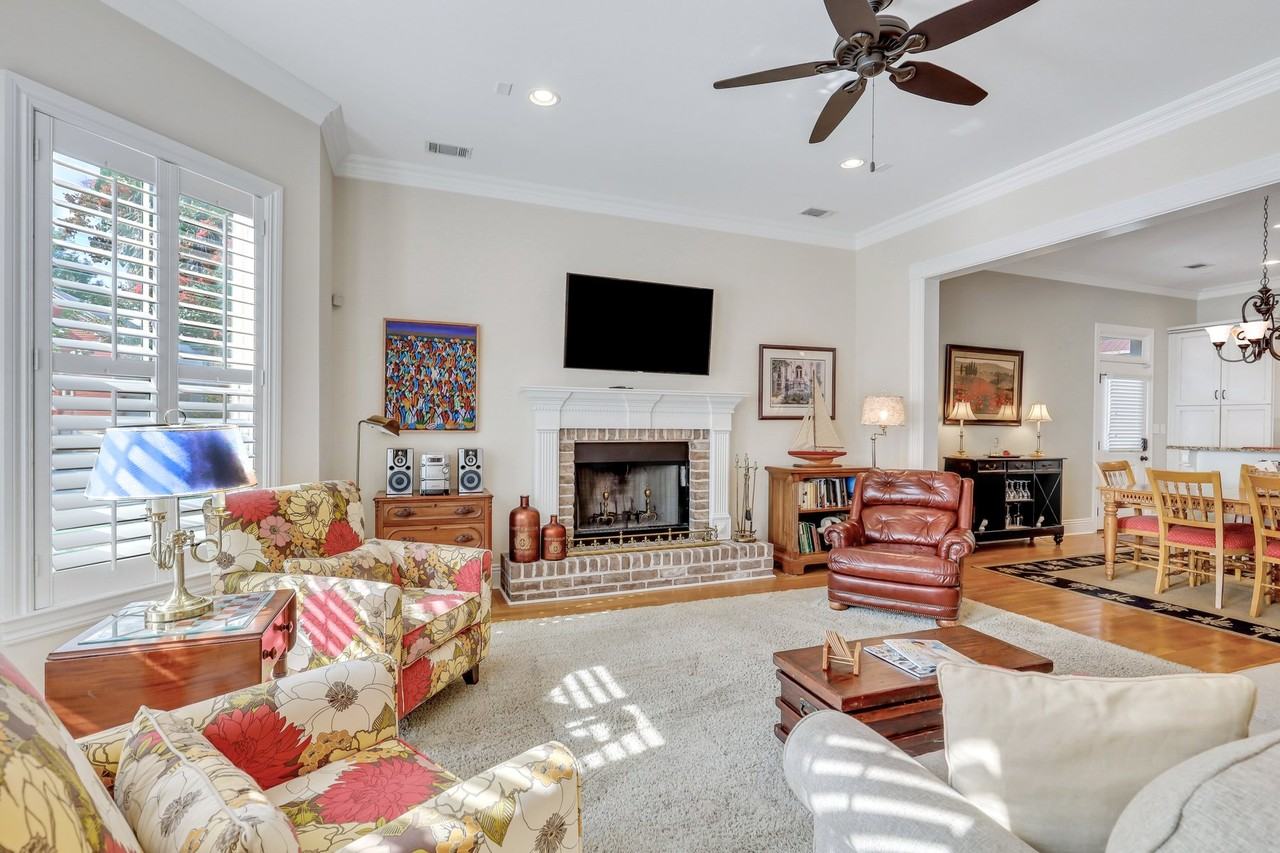 1111 Lincoln St #NA - Photo 4 of 26