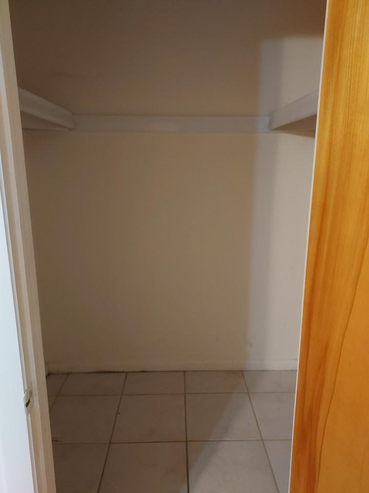 7177 Columbia Cir - Photo 3 of 8