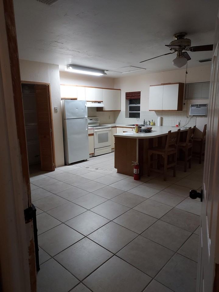 7177 Columbia Cir - Photo 6 of 8