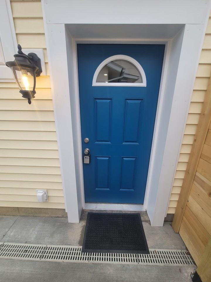 420 Chestnut St #1 - Photo 2 of 18