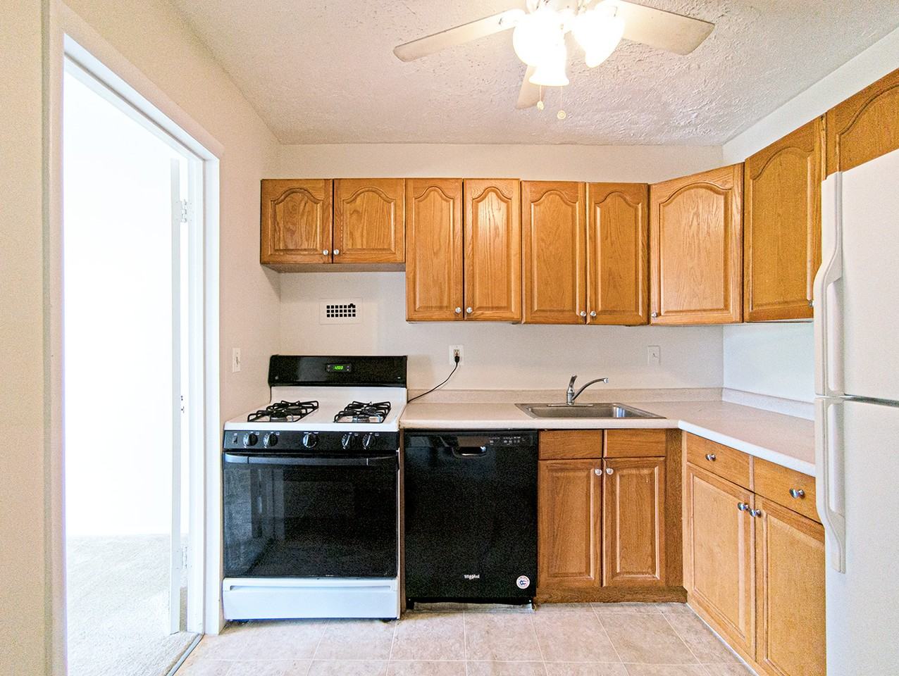 4313 Knox Rd #407 - Photo 2 of 15