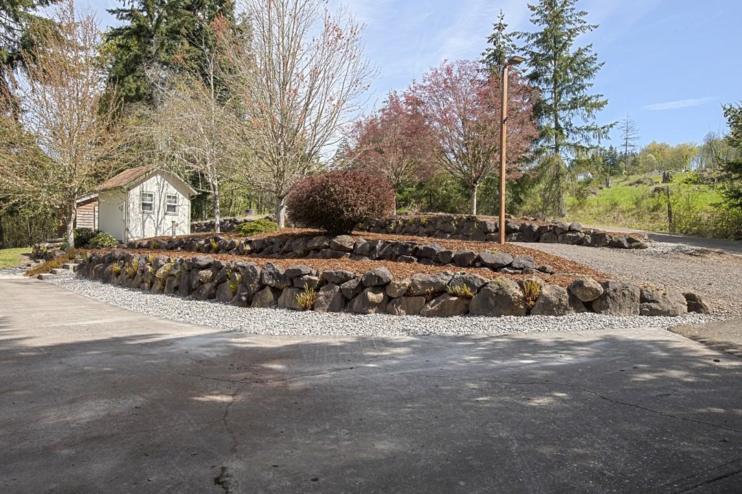 169 Falcon Rd #NA - Photo 3 of 33
