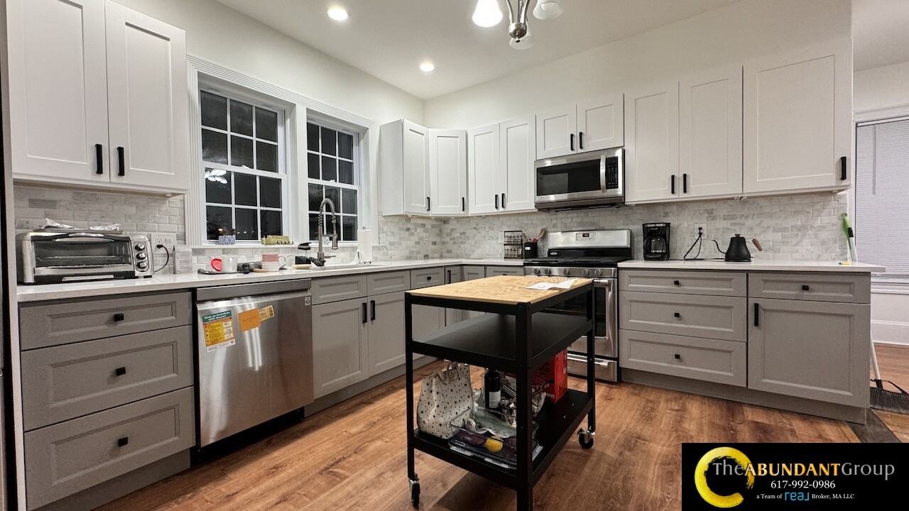 16 Gould Ave #1 - Photo 6 of 27