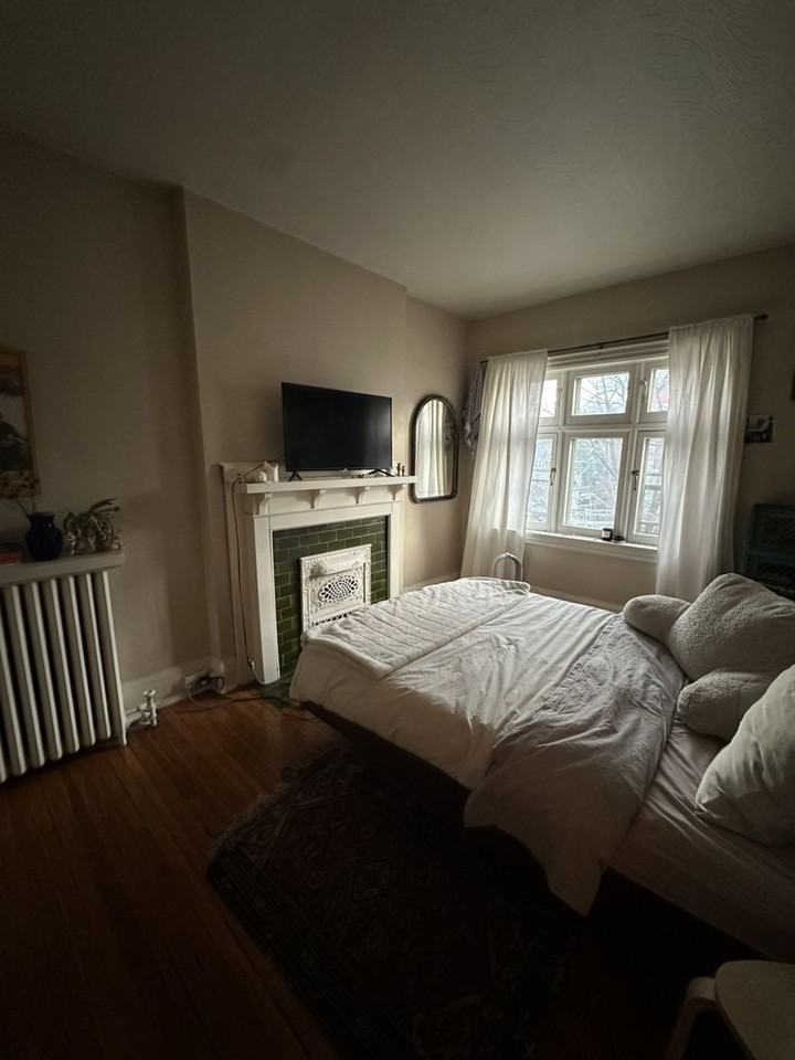 99 Roncesvalles Ave - Photo 5 of 12
