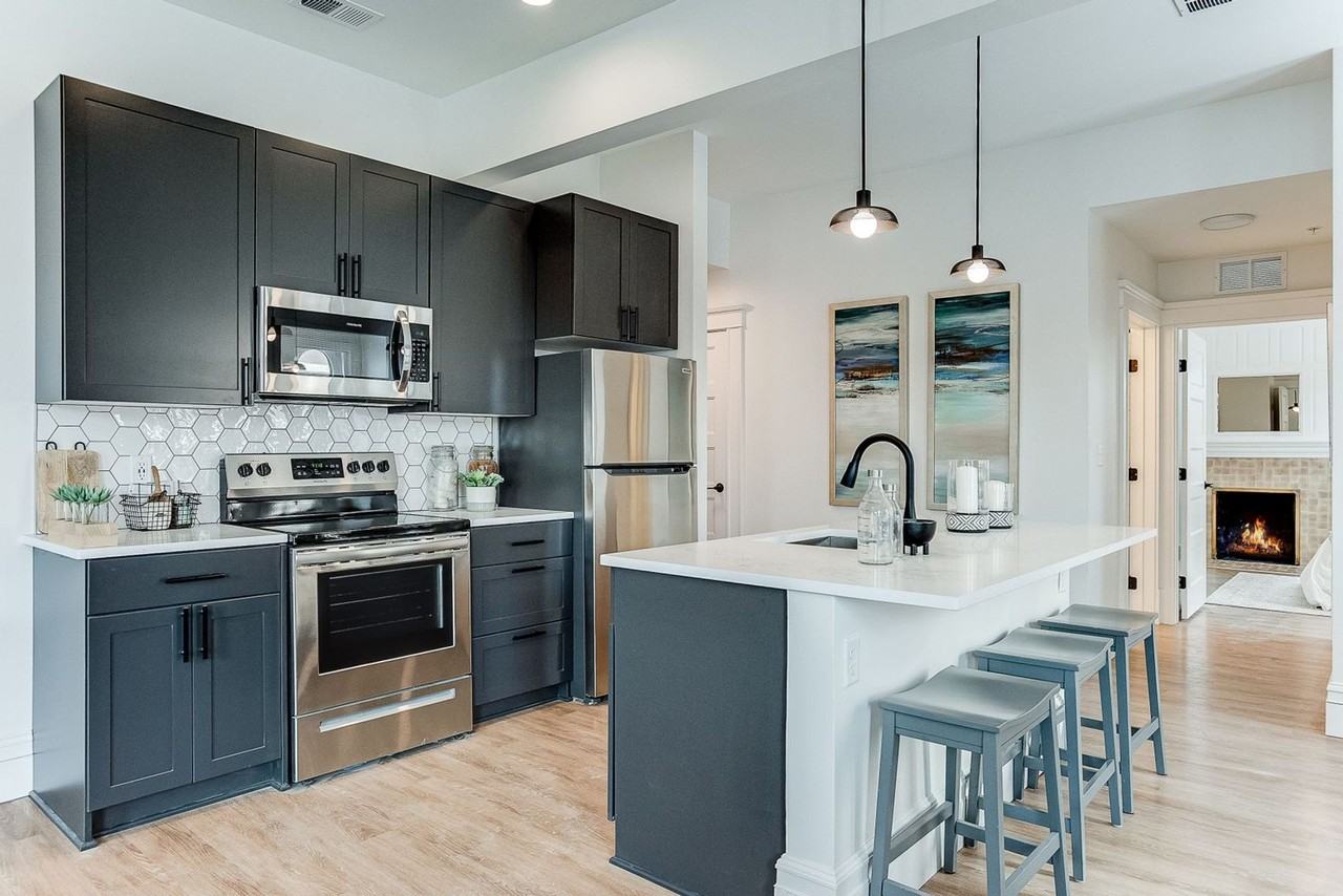 The Abbey Apartments - Photo 5 of 50