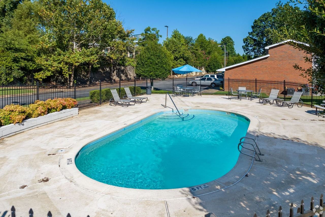 Cedar Springs Apartments - Photo 3 of 28