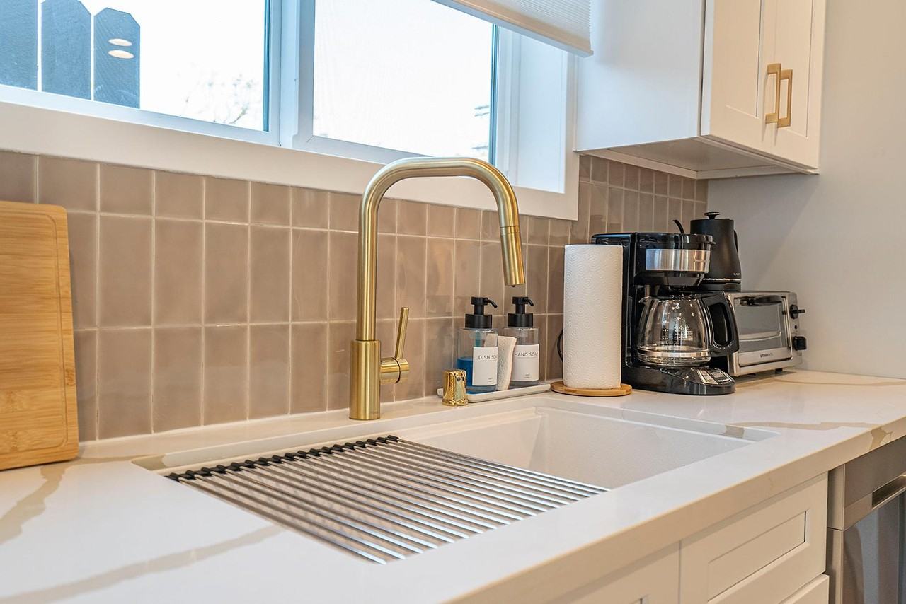 Toland Way ADU - Photo 4 of 10