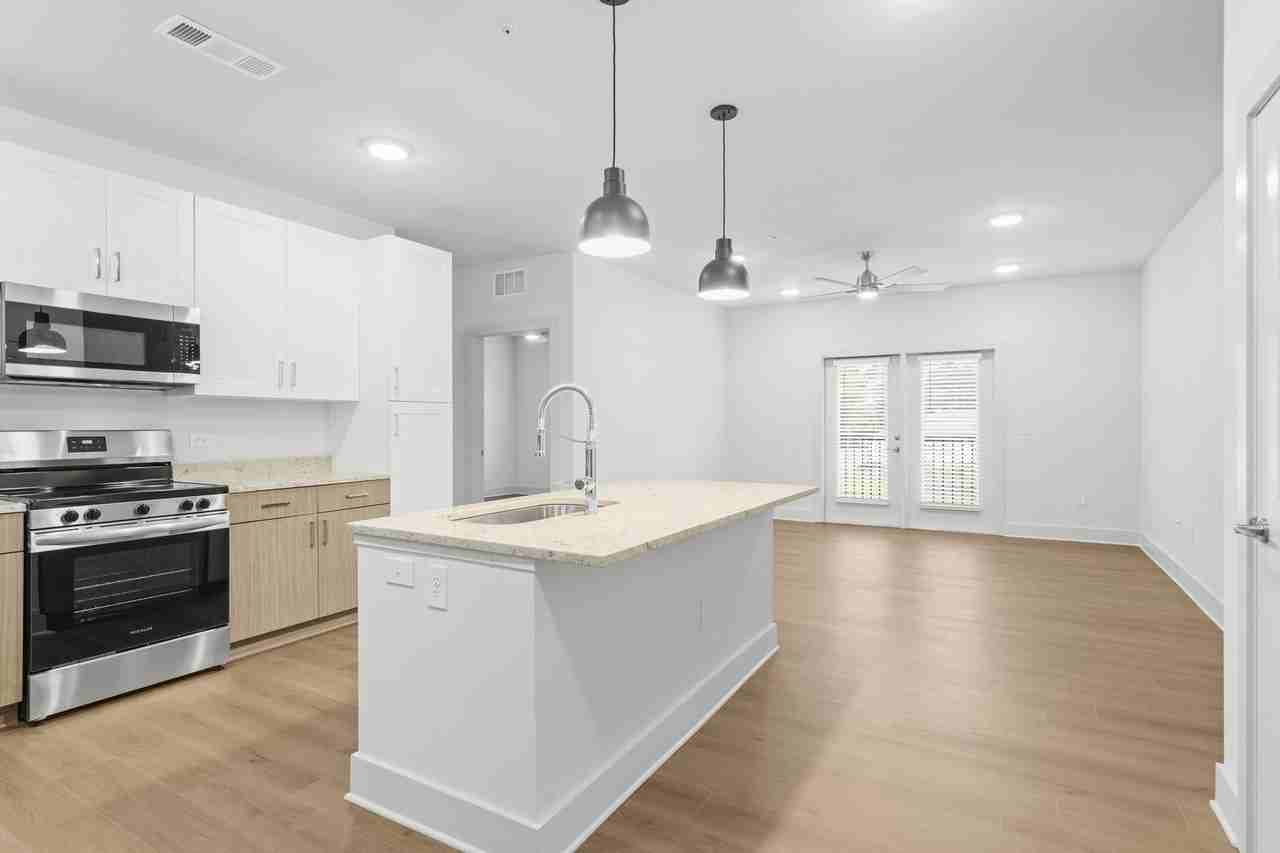 Rovena at Mt Zion - Photo 3 of 48