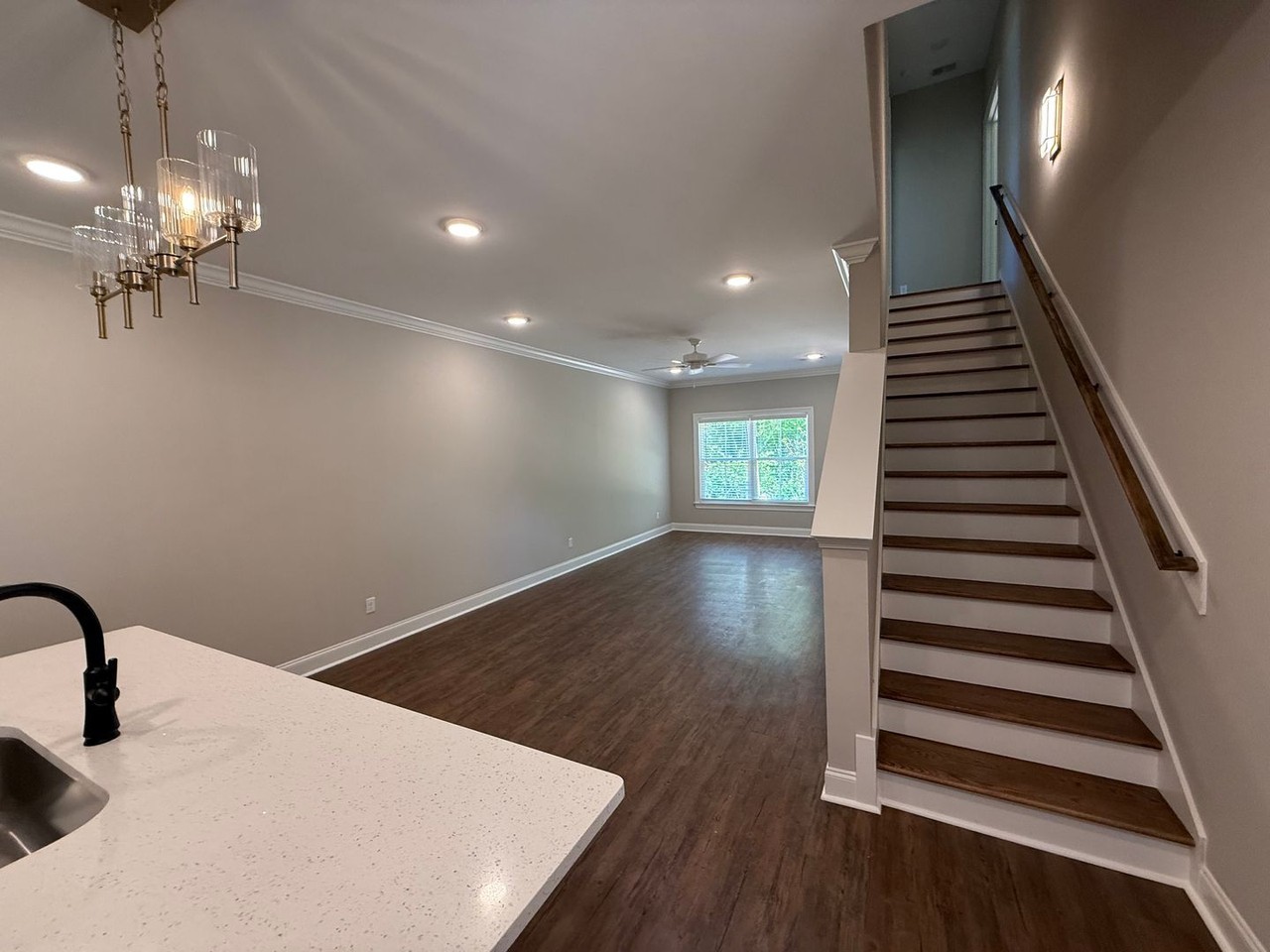 1203 Ivy Rd #A - Photo 4 of 29