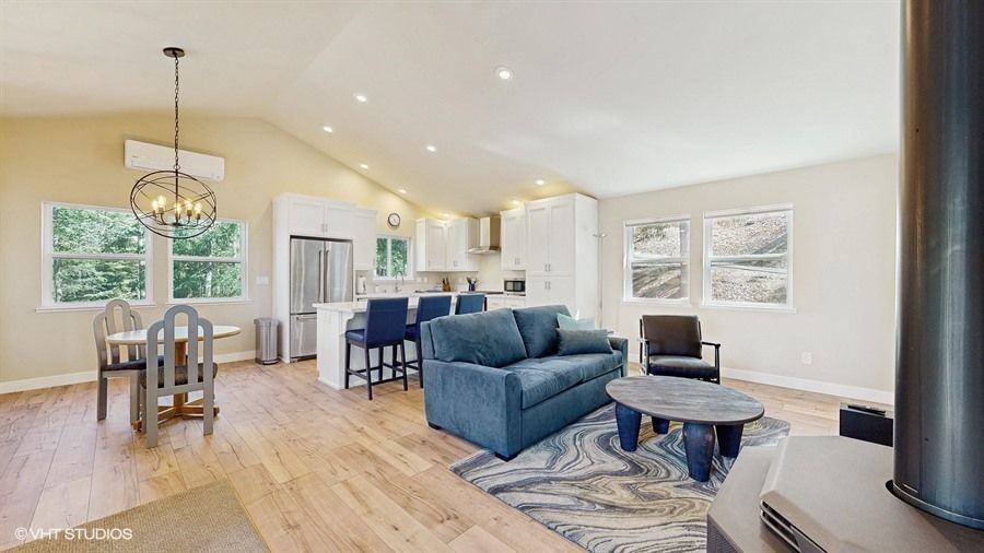 11401A Winter Moon Way - Photo 2 of 12